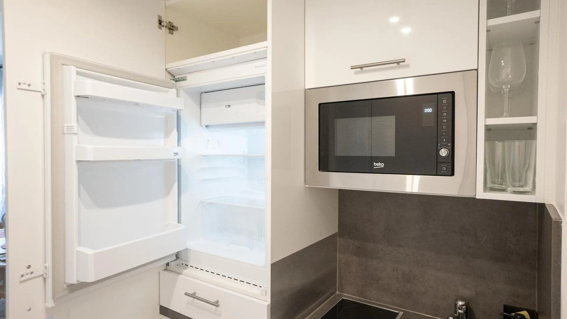 Apartmán Brand New! Selfcheck-In, King Size Bed, Free Wi-Fi Vídeň