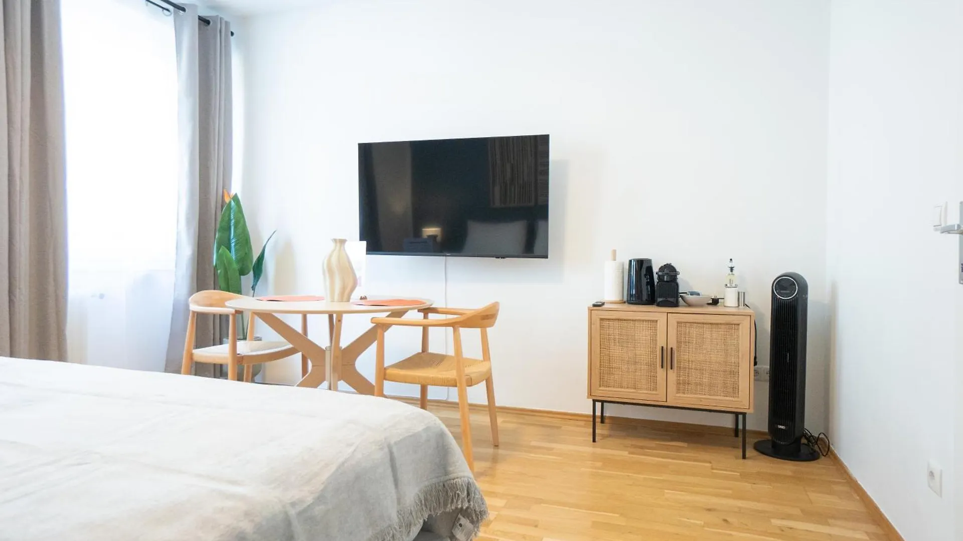Apartmán Brand New! Selfcheck-In, King Size Bed, Free Wi-Fi Vídeň Rakousko